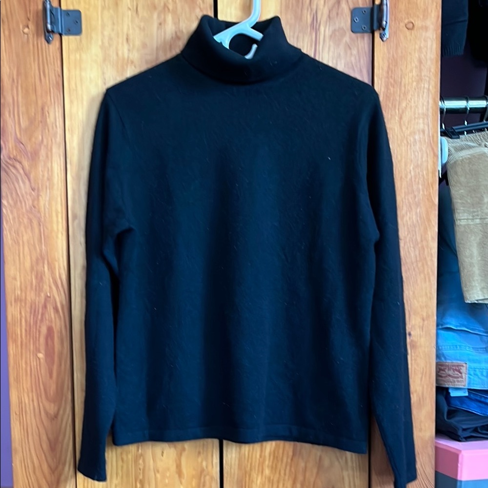 L.L. Bean Black Cowl TurtleNeck Cashmere Sweater